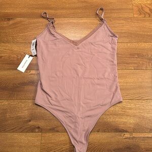 NWT BABATON Size M Dusty Mauve Contour Bodysuit